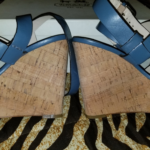 Coach Wedges OFFERS WELCOME size 7.5 NEW in box - Picture 14 of 16